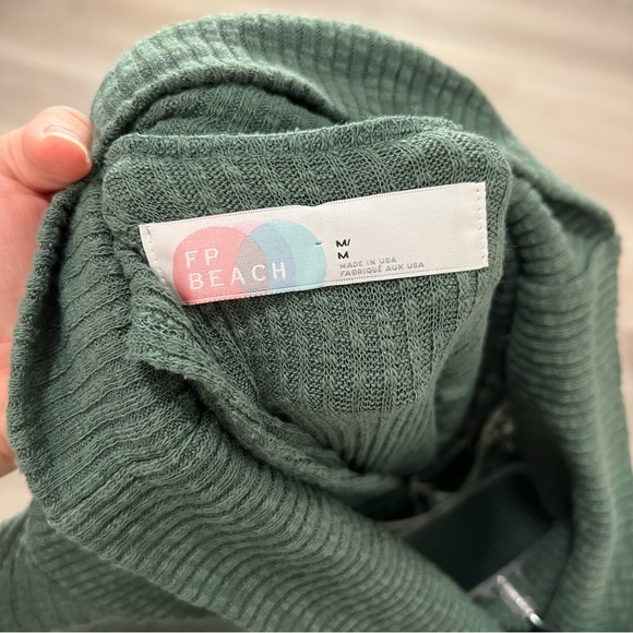 Free People Beach World Traveler Pullover Split Back Cowl Neck Knit Sweater - Picture 5 of 8